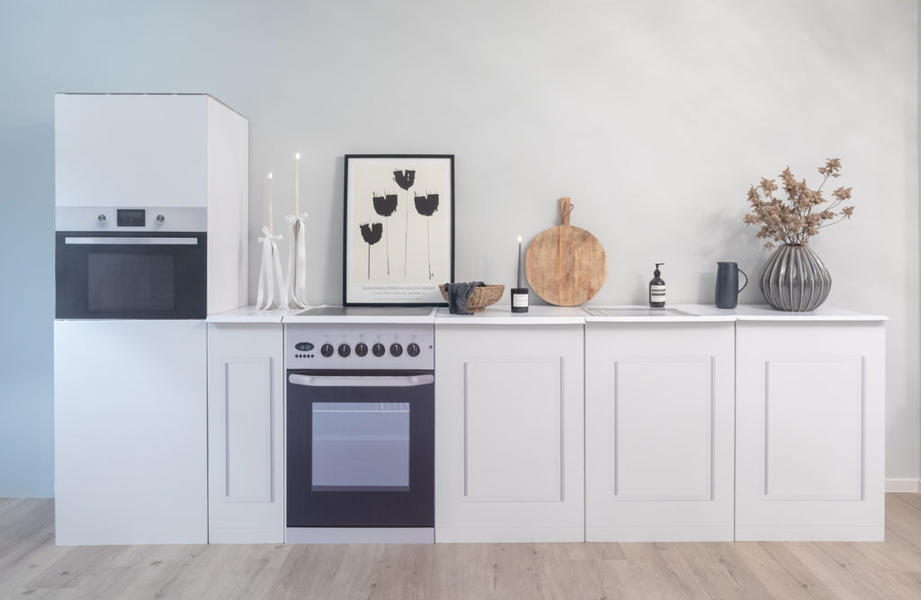 Módulo de cocina ENNA blanco nieve – ejemplo de uso en Home Staging