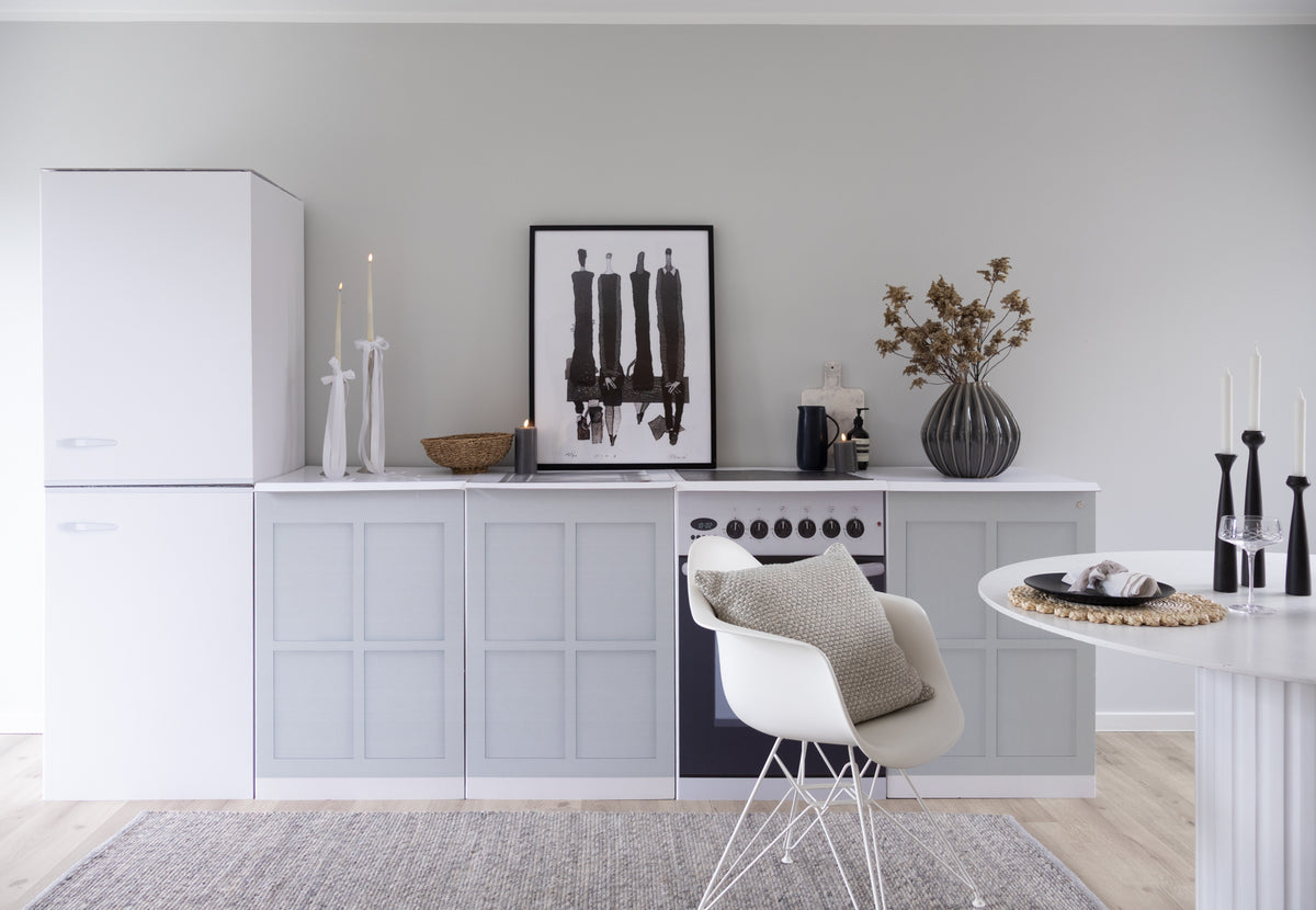 Réplica de frigorífico FREEZEBERT para cocinas de cartón de Home Staging