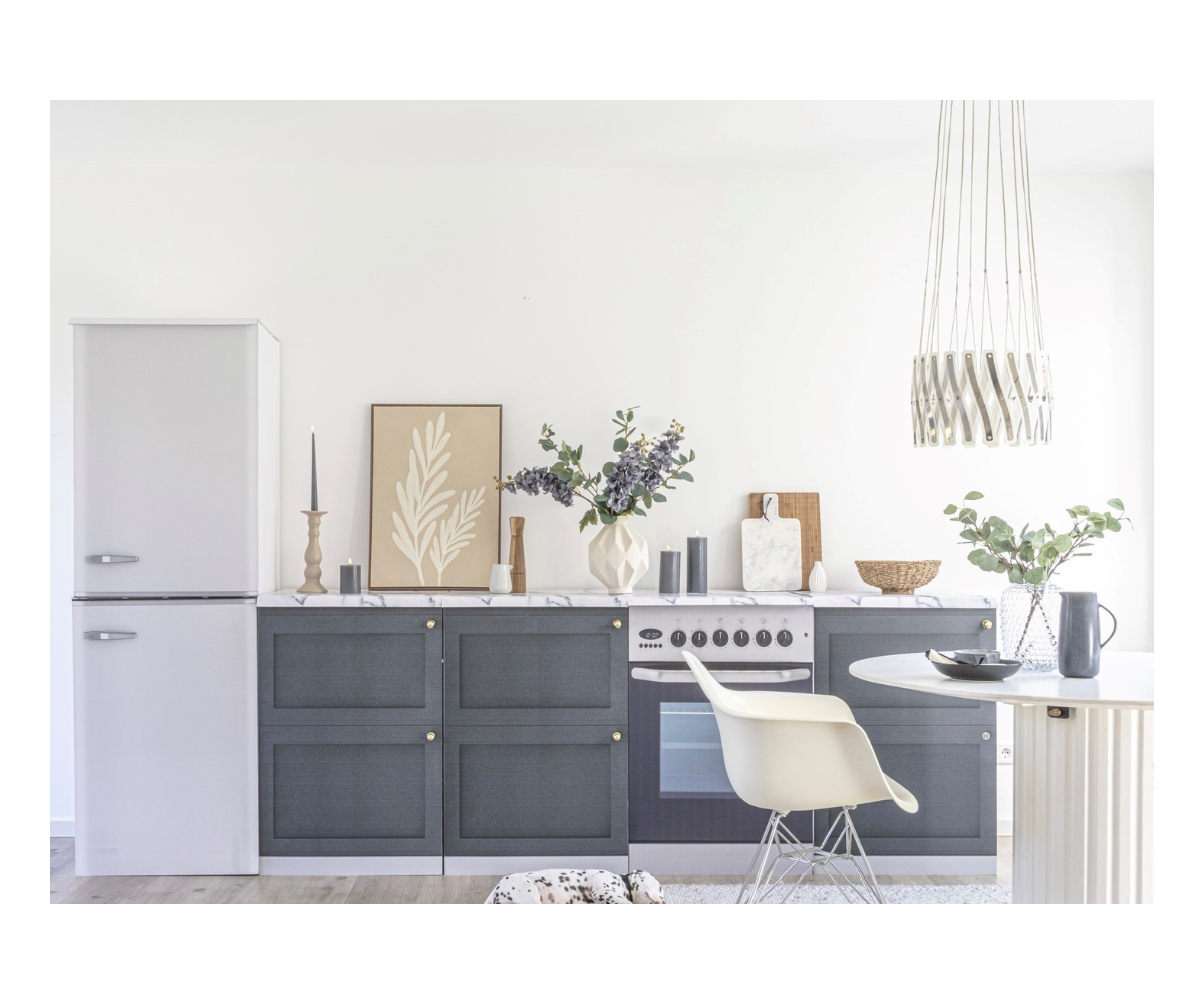 Cocina de cartón Base 300 cm – ejemplo de uso en Home Staging