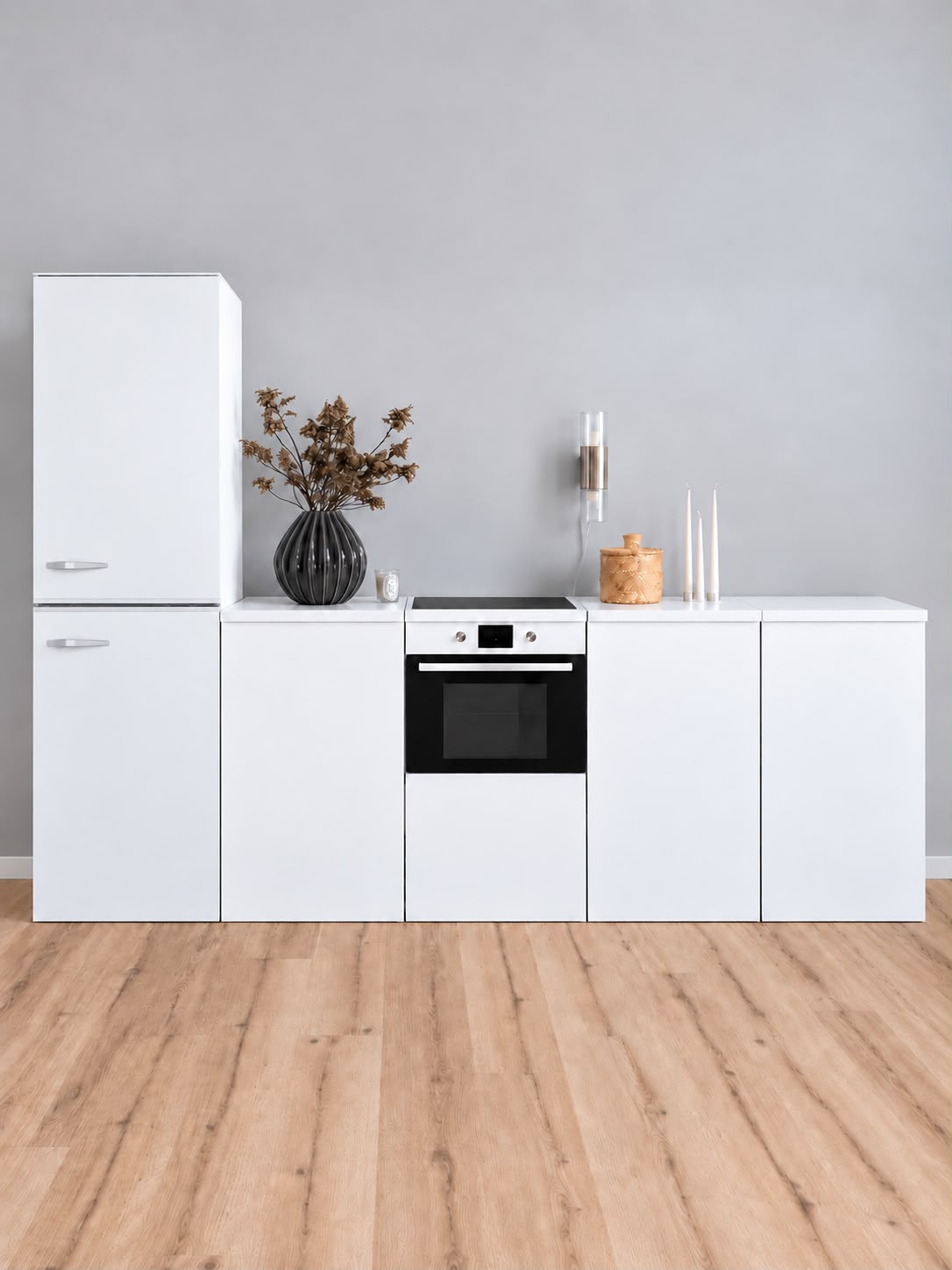 Cocina ESSENTIAL blanca de cartón 300 cm con frigorífico de imitación
