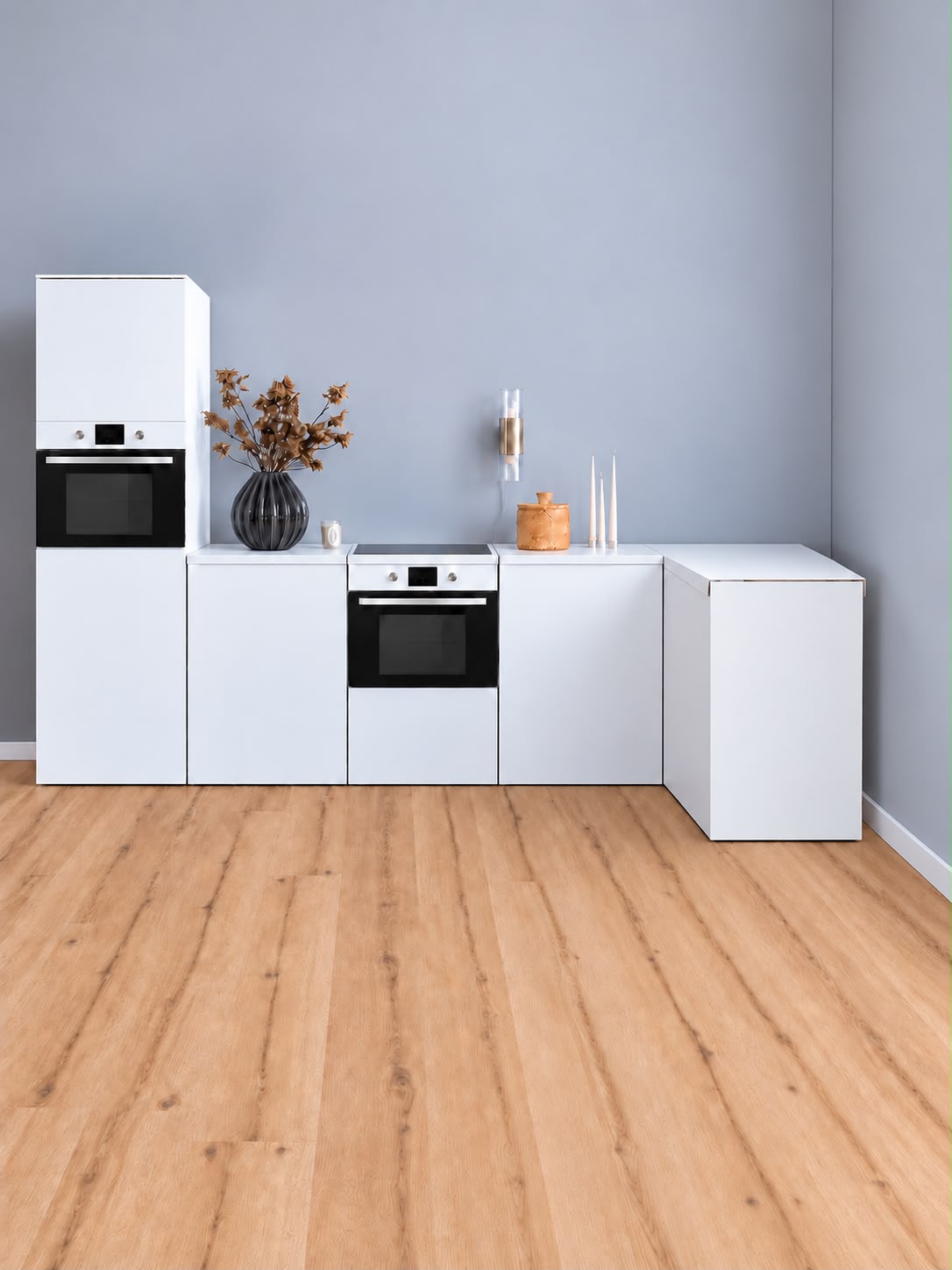 Cocina esquinera ESSENTIAL blanca de cartón 300 × 120 cm con columna